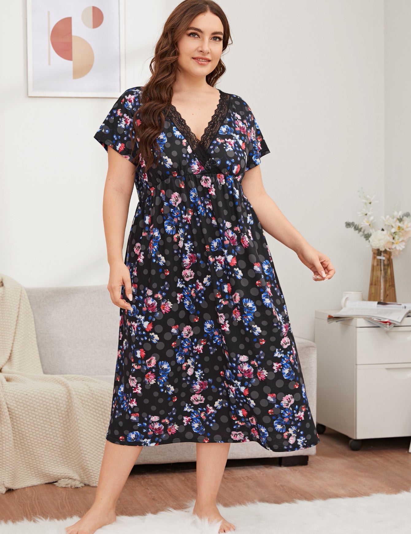 Plus Size Lace Nightdress with Print