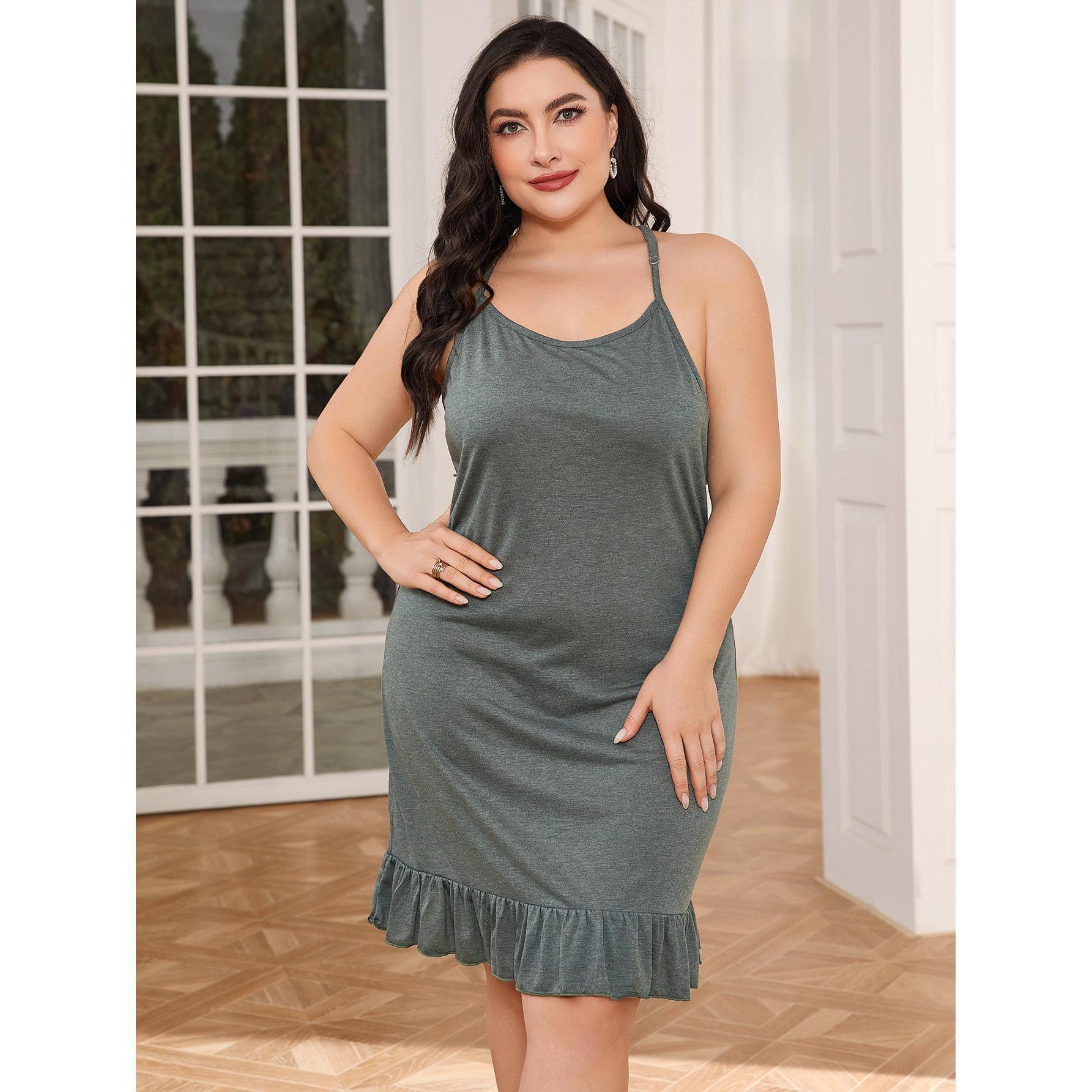 Plus Size Women's Nightgown with Ruffle Hem and Back Cut-Out