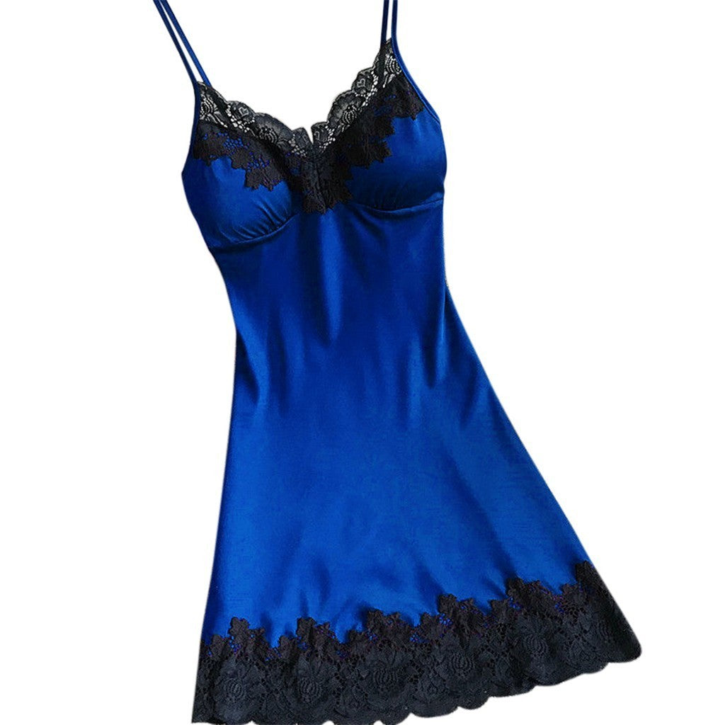 Plus Size V-Neck Lace Nightgown: Sexy Sleeveless Cami Nightdress