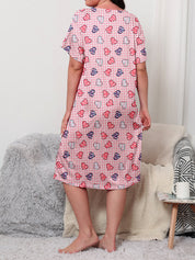 Plus Size Love Print Nightgown